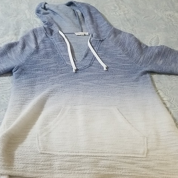Two by Vince Camuto Ombre Hoodie EUC - Picture 4 of 9
